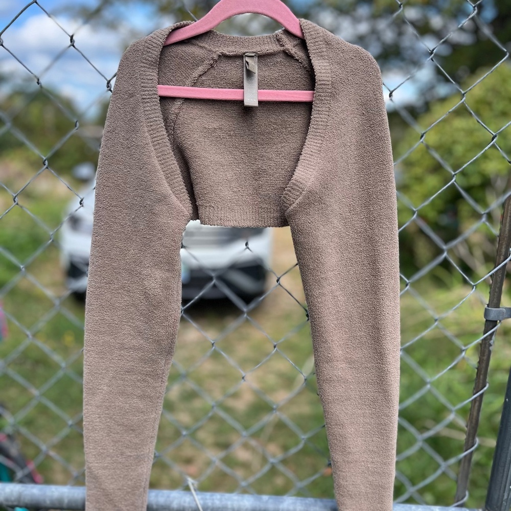 SKIMS light cozy shrug